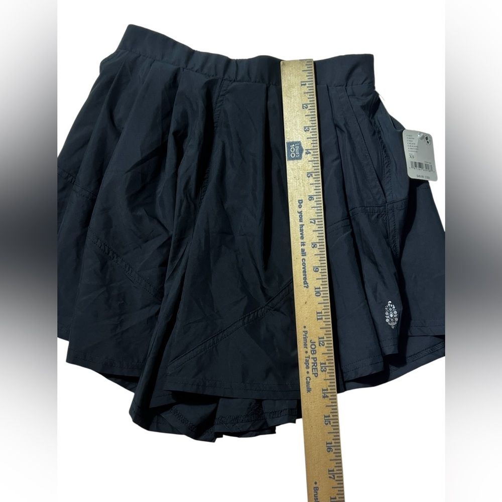 FP Movement by free people black‎ flowy Shorts size XS Side Pockets Activewear - Picture 9 of 13
